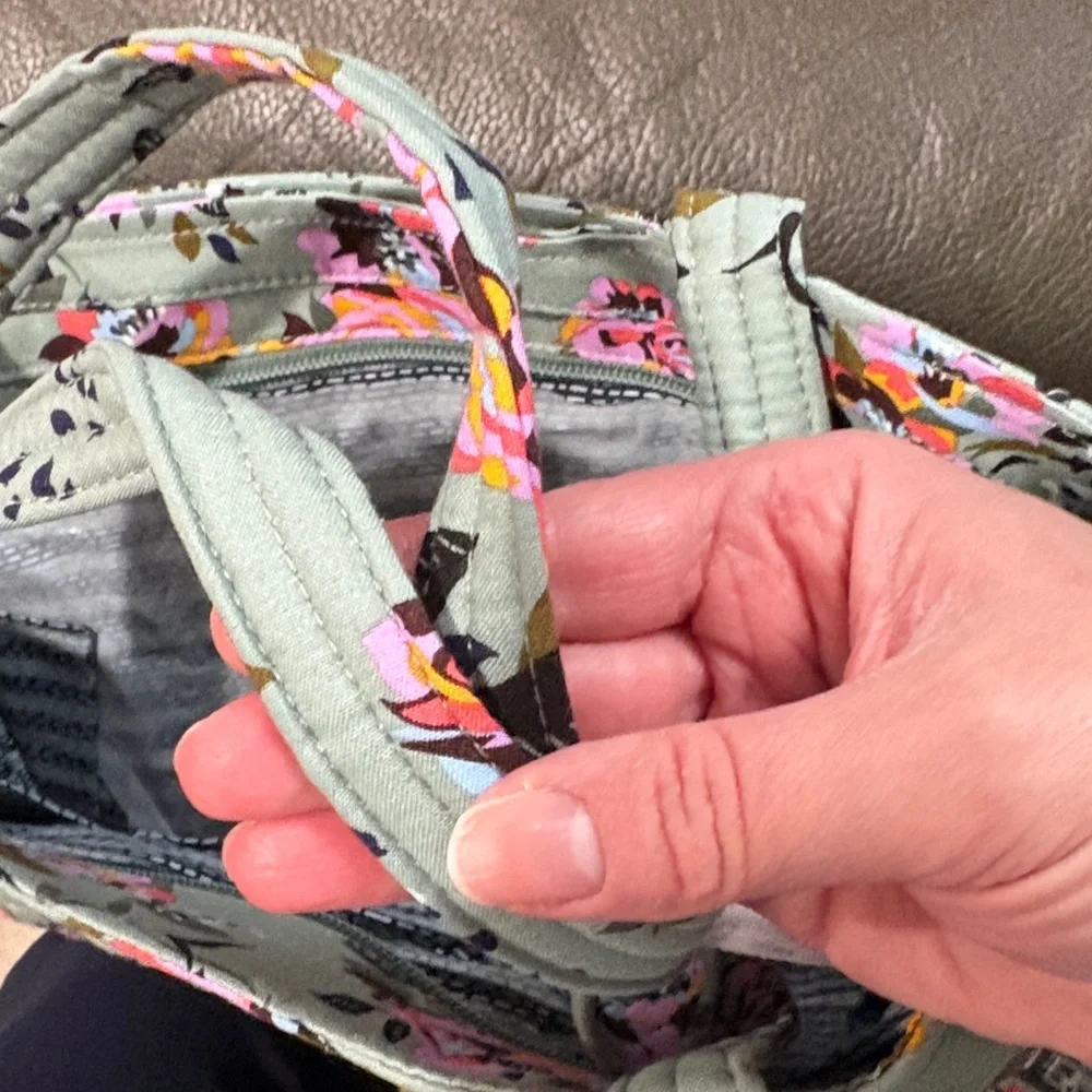 Very Bradley small vera tote in rosy outlook